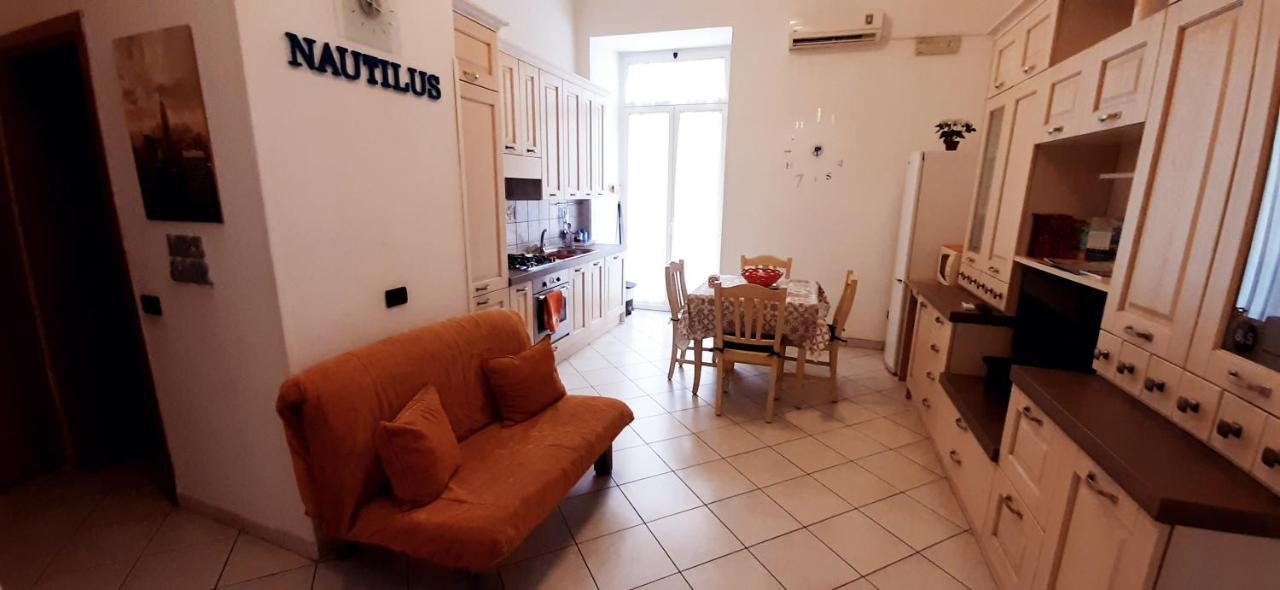 נאפולי Nautilus Apartment מראה חיצוני תמונה