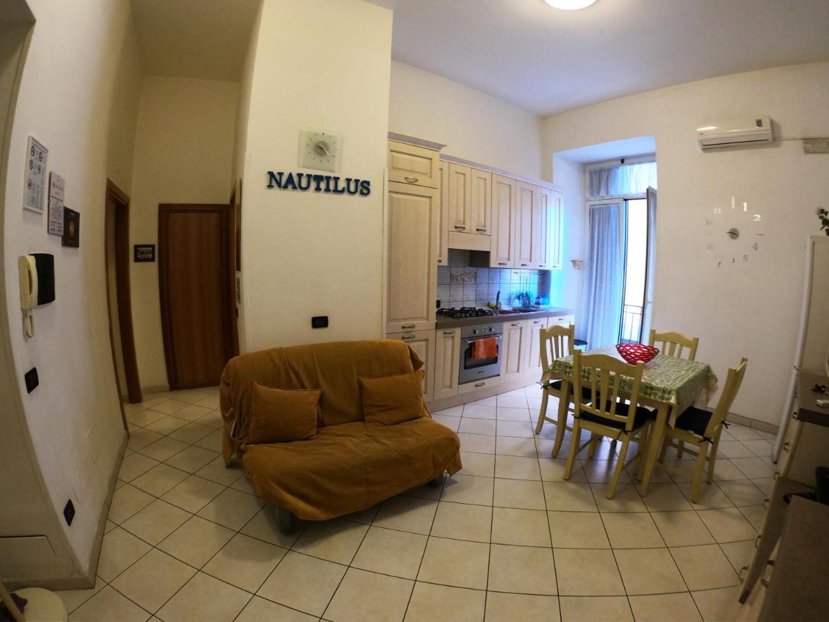 נאפולי Nautilus Apartment מראה חיצוני תמונה